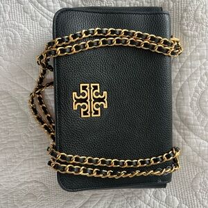 Black Leather Crossbody Bag with Gold Chain